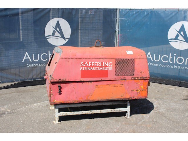 Compressor 40l diesel 1972 - afbeelding 1 van  1