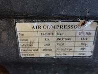 Compressor asam + zandstraalmachine - afbeelding 6 van  7