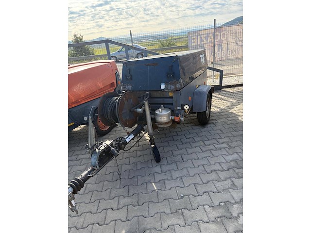 Compressor atlas copco xah37 diesel 21.6kw 2015 - afbeelding 1 van  1