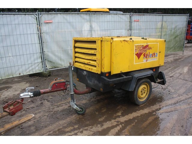 Compressor atlas copco xas65 diesel 11bar 1997 - afbeelding 1 van  1