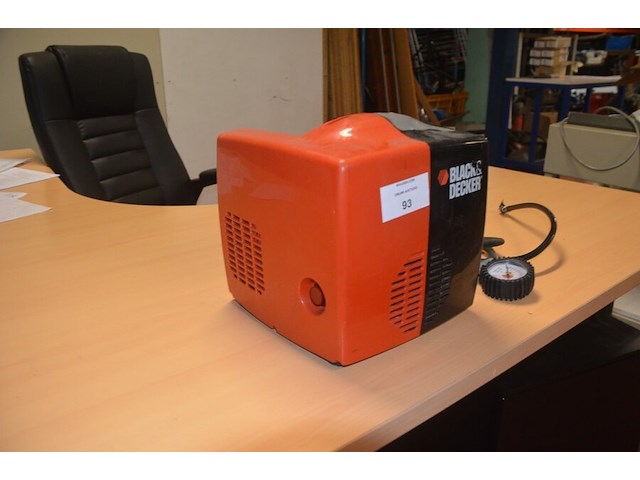 Compressor black&decker cubo bxcm0001z - afbeelding 2 van  5