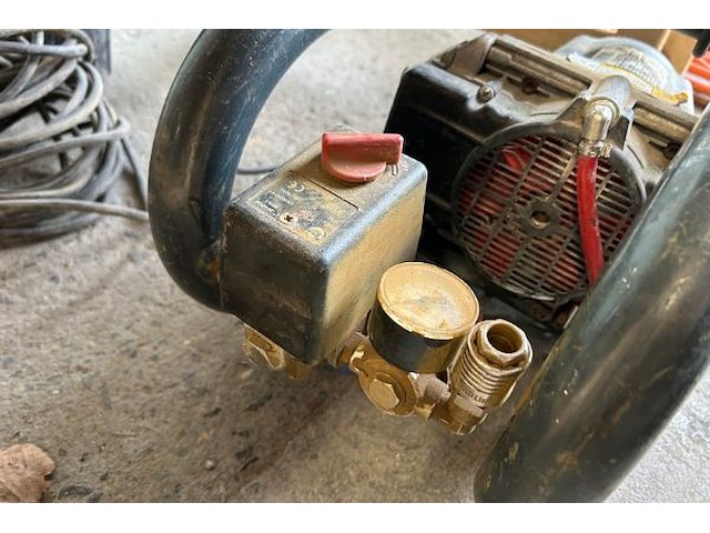 Compressor contimac - afbeelding 2 van  4