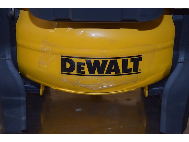 Compressor dewalt 10l zonder batterij - afbeelding 3 van  6