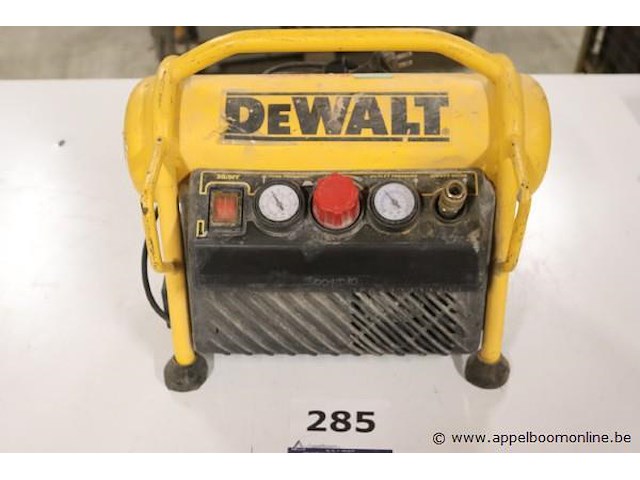 Compressor dewalt dpc6mrc-qs, 6ltr/8bar - afbeelding 1 van  3