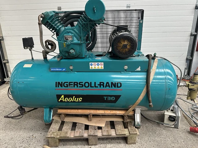 Compressor ingersoll rand aeolus t30 - afbeelding 1 van  13