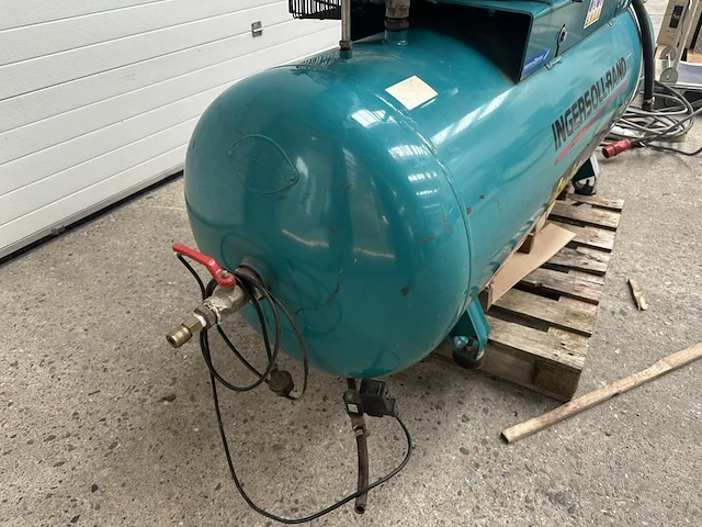Compressor ingersoll rand aeolus t30 - afbeelding 11 van  13