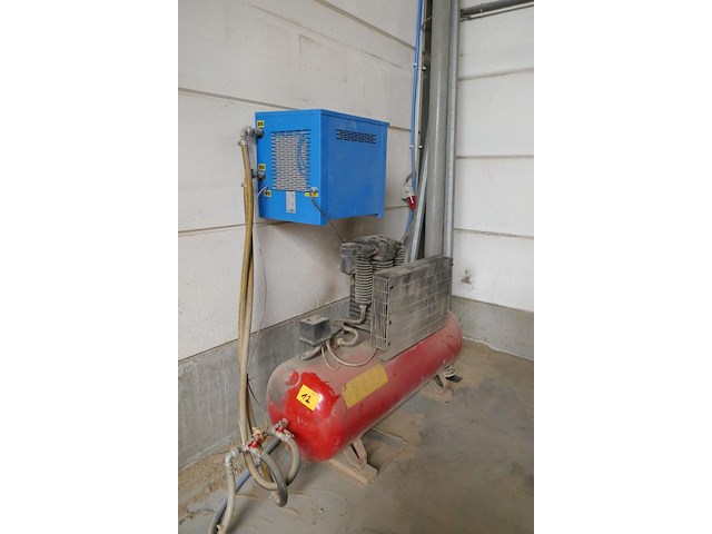 Compressor + koeldroger debruyne - afbeelding 1 van  5