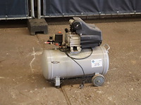 Compressor kraft muller proline km2.5hp/50l elektrisch 8bar - afbeelding 1 van  1