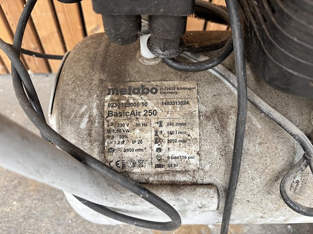 Compressor metabo - afbeelding 2 van  3