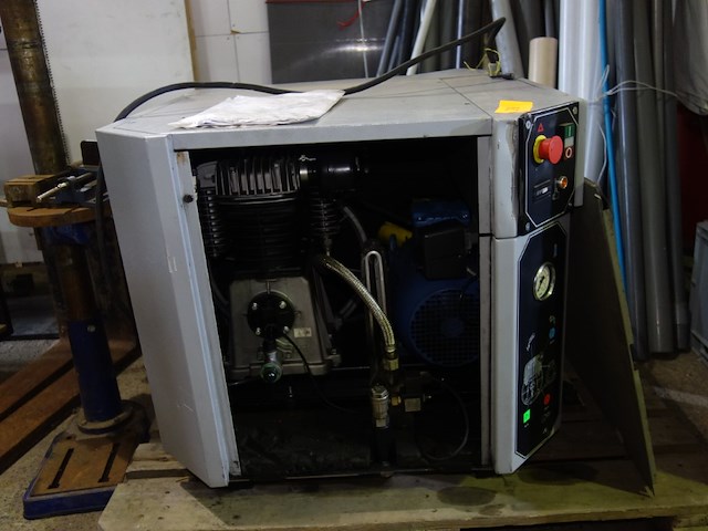 Compressor (na te zien!) - afbeelding 2 van  5