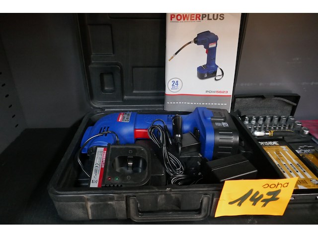 Compressor powerplus + werkgereedschap - afbeelding 2 van  4