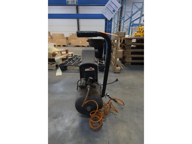 Compressor powerplus - afbeelding 2 van  4