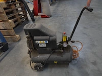 Compressor powerplus - afbeelding 3 van  4