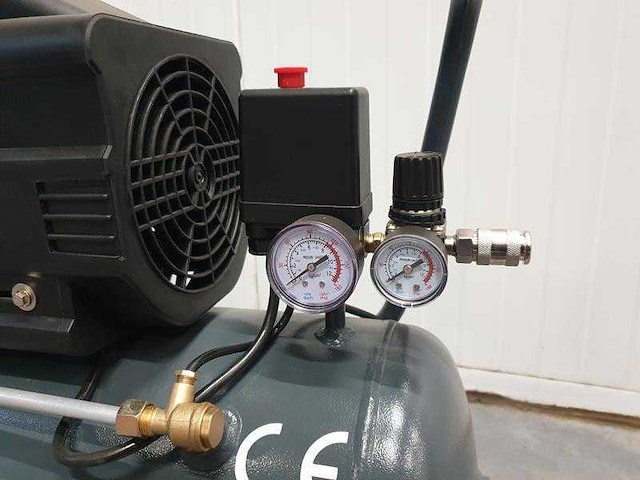 Compressor renopower dd2-25-8-m ongebruikt - afbeelding 3 van  5