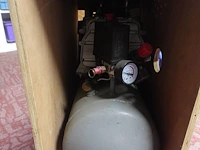 Compressor specair + toebehoren - afbeelding 2 van  8