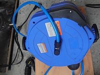 Compressor stanley + persluchtkabel op haspel - afbeelding 4 van  4