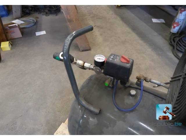 Compressor - afbeelding 9 van  9