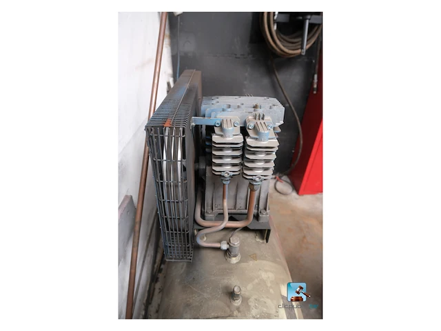 Compressor - afbeelding 5 van  8