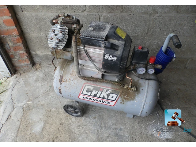 Compressor - afbeelding 1 van  8