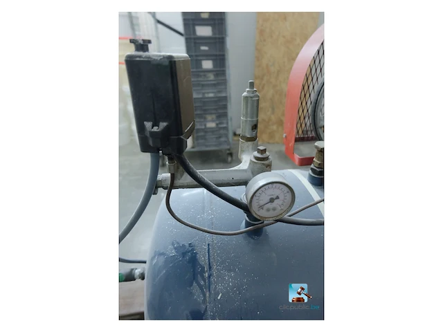 Compressor - afbeelding 18 van  20