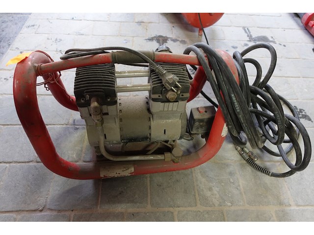 Compressor - afbeelding 1 van  3