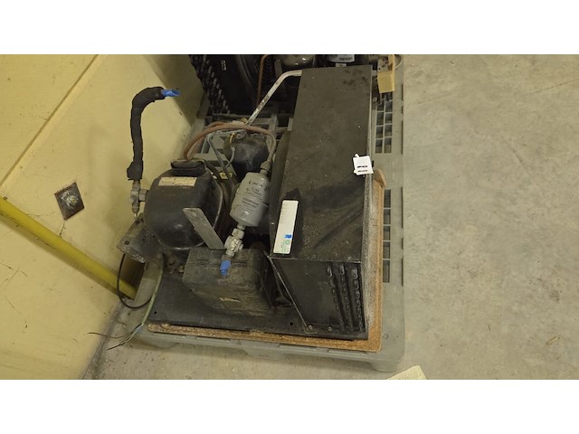 Compressor - afbeelding 1 van  2