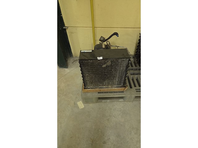 Compressor - afbeelding 2 van  2