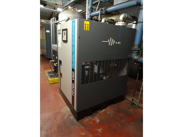Compressoren atlas copco + 3x drukvat/ 2x droger - afbeelding 11 van  42