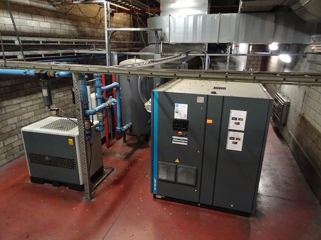Compressoren atlas copco + 3x drukvat/ 2x droger - afbeelding 27 van  42