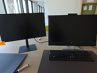 Computer fujitsu + 2x scherm samsung/ hp - afbeelding 1 van  3