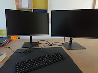 Computer fujitsu + 3x scherm samsung - afbeelding 1 van  3