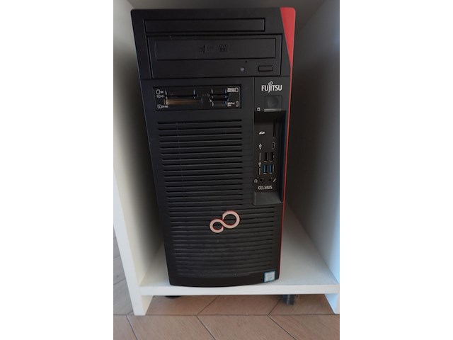 Computer fujitsu + 3x scherm samsung - afbeelding 3 van  3