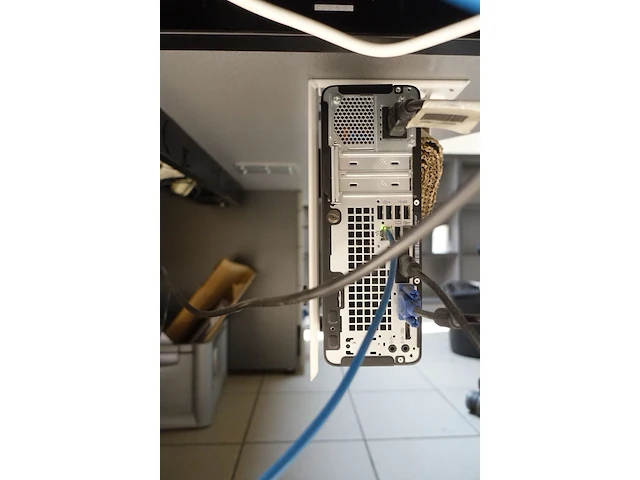 Computer hp prodesk - afbeelding 2 van  3