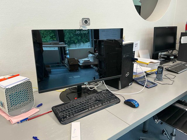 Computer opstelling - afbeelding 1 van  6