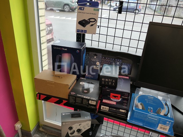 Computerapparatuur en display - afbeelding 3 van  6