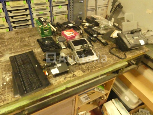 Computerapparatuur en diverse accessoires - afbeelding 4 van  11