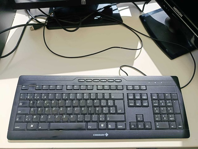 Computeronderdeel - afbeelding 16 van  20