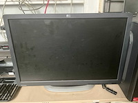 Computerschermen (3x) en printer (1x) - afbeelding 4 van  11