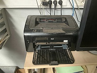 Computerschermen (3x) en printer (1x) - afbeelding 7 van  11