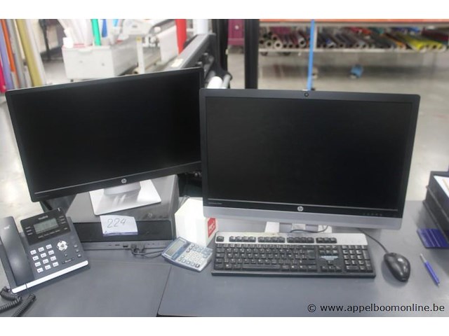Computerset hp elitedesk, intel core i7 vpro 7th gen, 2 tft schermen hp, werking niet gekend - afbeelding 1 van  2