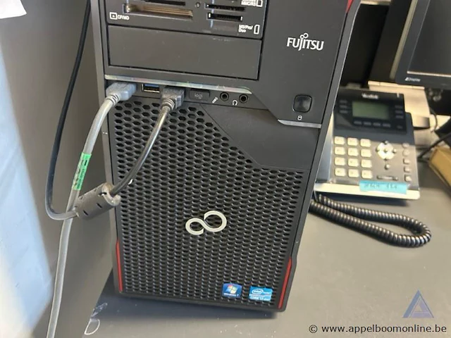 Computerwerkstation fujitsu intel core i3 inclusief toetsenbord hp, muis logitech en bureautelefoon yealink, , met twee monitoren hp werking niet gekend. - afbeelding 3 van  3