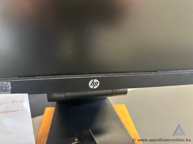 Computerwerkstation fujitsu intel core i3 inclusief toetsenbord hp, muis logitech en bureautelefoon yealink, , met twee monitoren hp werking niet gekend. - afbeelding 2 van  3