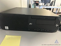 Computerwerkstation hp z2 met intel core i7 processor, inclusief hp monitor, iiyama monitor, logitech toetsenbord en steelseries muismat. werking niet gekend. - afbeelding 1 van  2