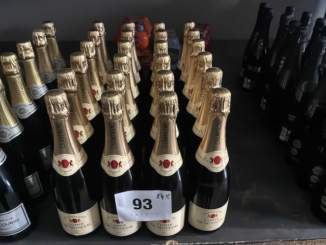 Comte de senneval flessen champagne (24x) - afbeelding 1 van  2