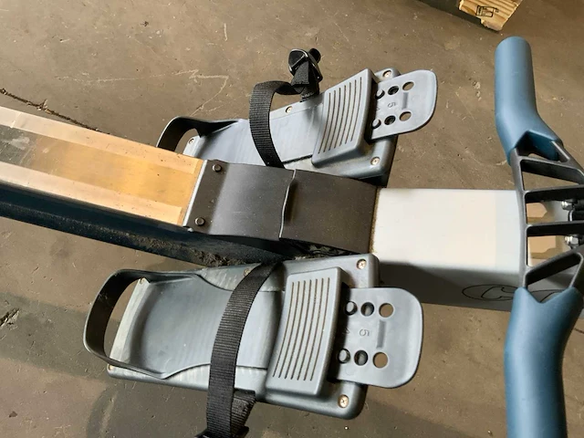 Concept2 model e pm 4 roeitrainer - afbeelding 3 van  4