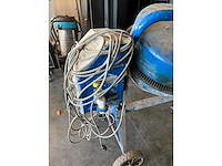 Concrete mixer - afbeelding 2 van  3