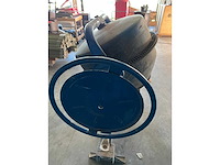 Concrete mixer - afbeelding 3 van  3