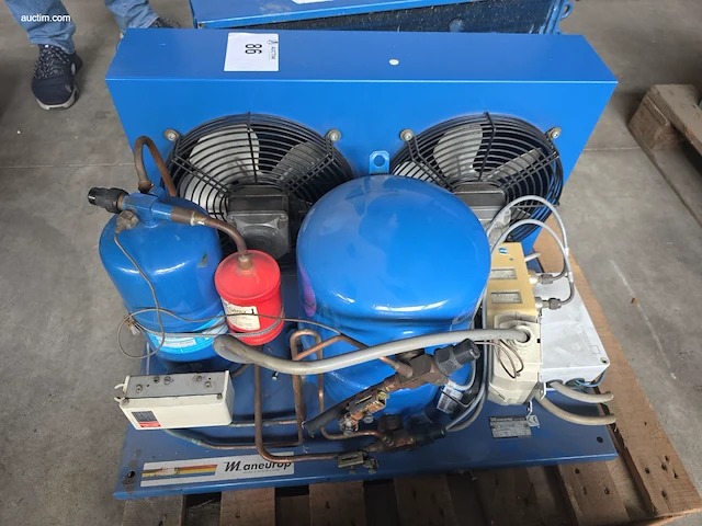 Condensing unit with hermetic compressor maneurop... - afbeelding 1 van  5