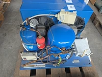 Condensing unit with hermetic compressor maneurop...