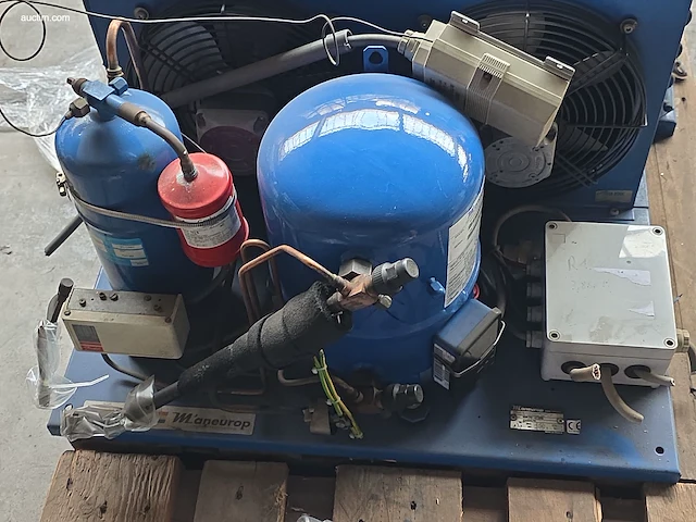 Condensing unit with hermetic compressor maneurop... - afbeelding 1 van  3